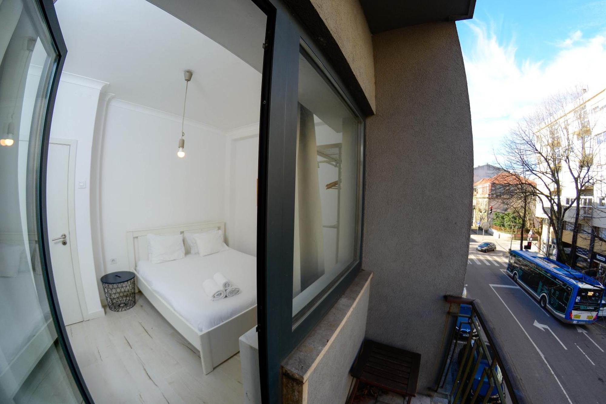 Travel And Live Apartments Porto Ngoại thất bức ảnh